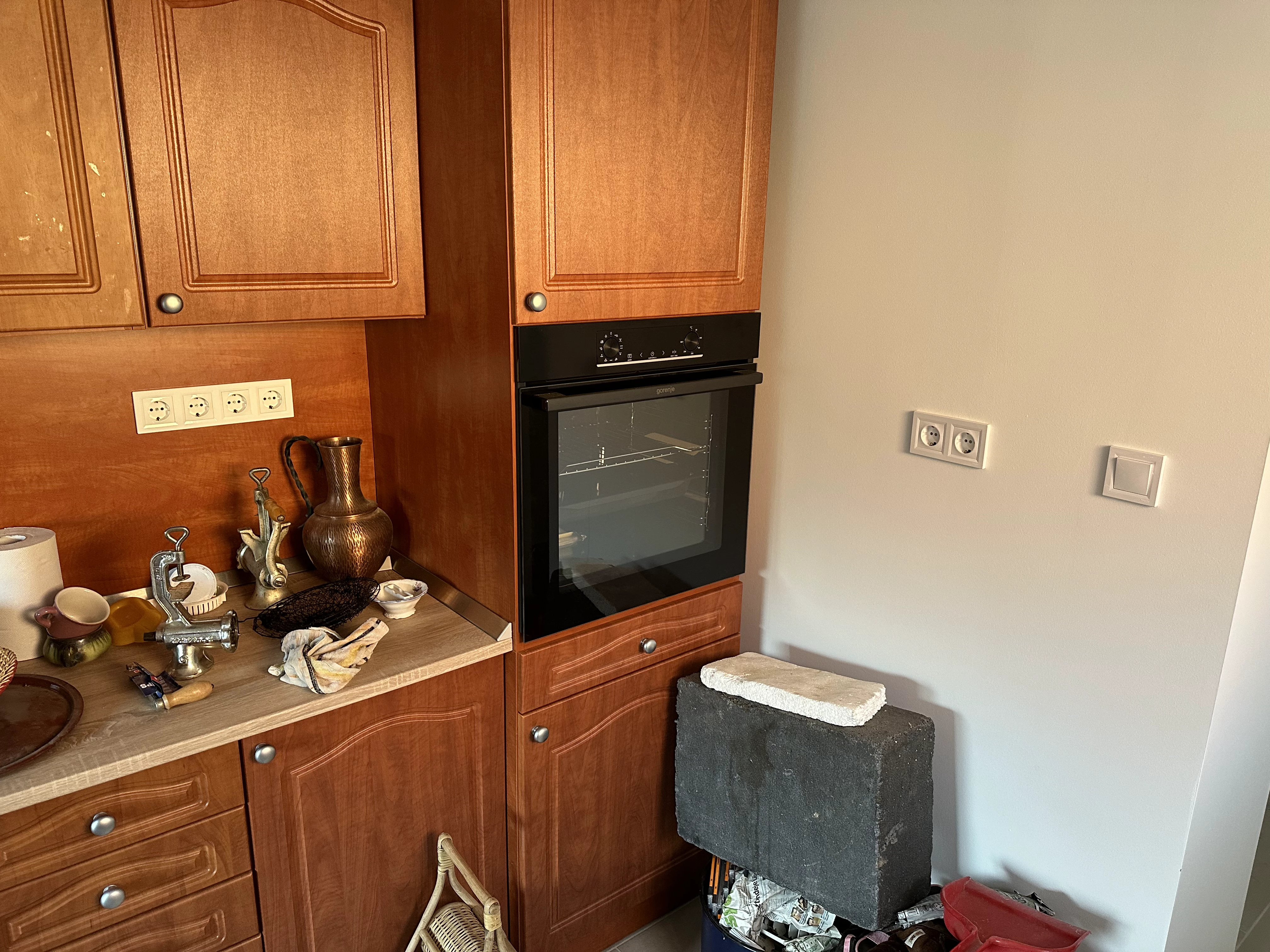 Villanyszerelés országosan – Valkó Vill munkakép 100