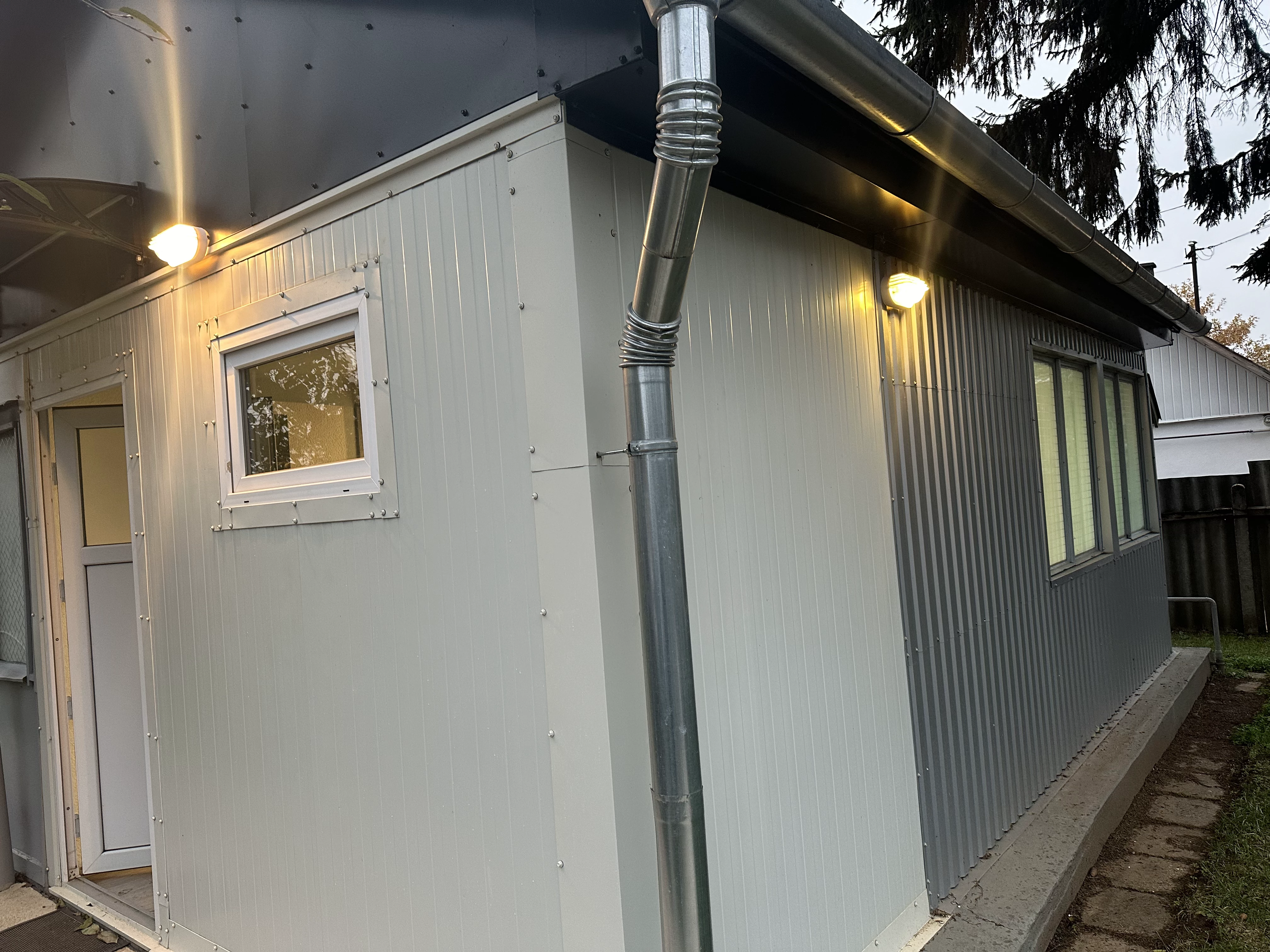 Villanyszerelés országosan – Valkó Vill munkakép 109