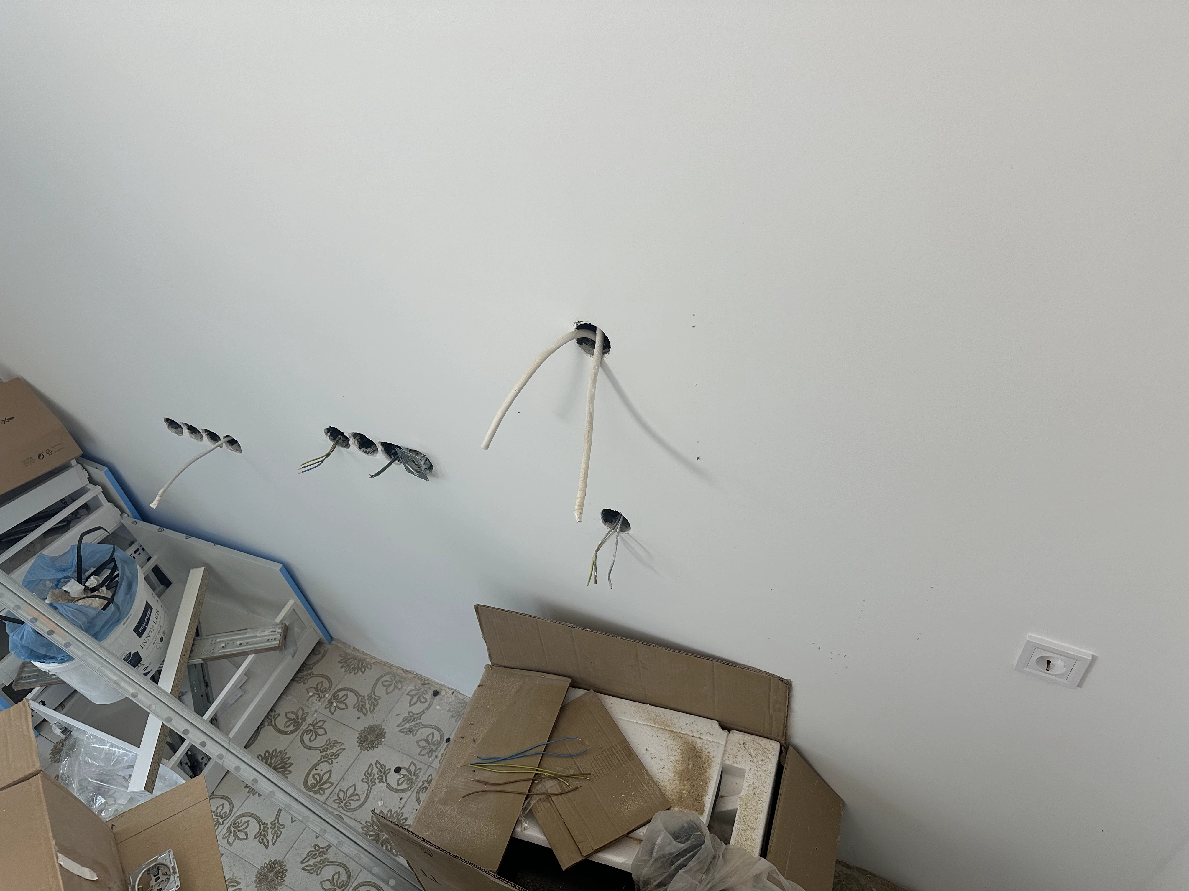 Villanyszerelés országosan – Valkó Vill munkakép 112