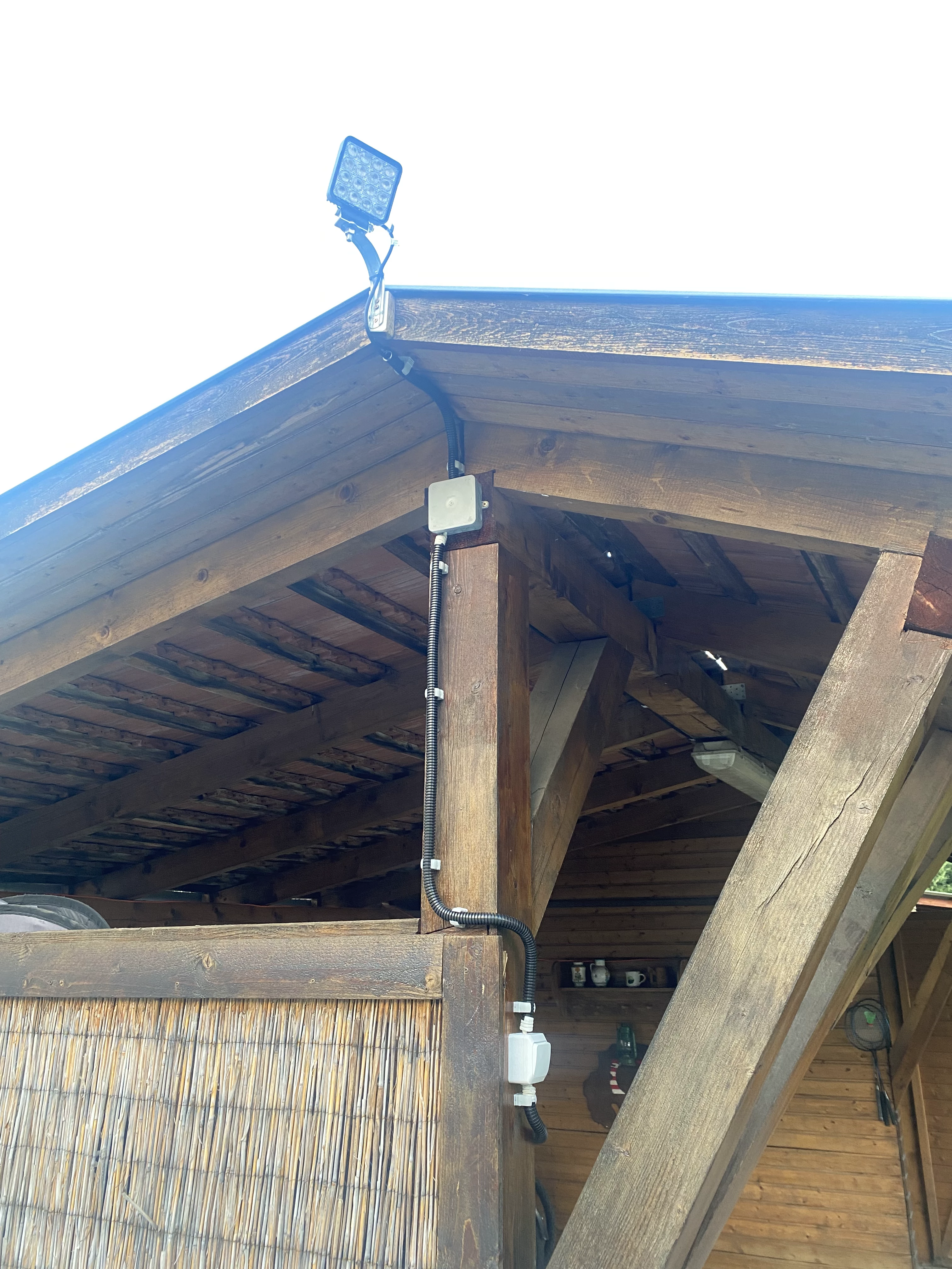 Villanyszerelés országosan – Valkó Vill munkakép 38